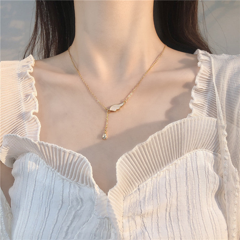 Monika Beauty Pageant Web celebrity crystal pendant clavicle chain