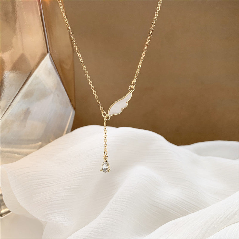 Monika Beauty Pageant Web celebrity crystal pendant clavicle chain