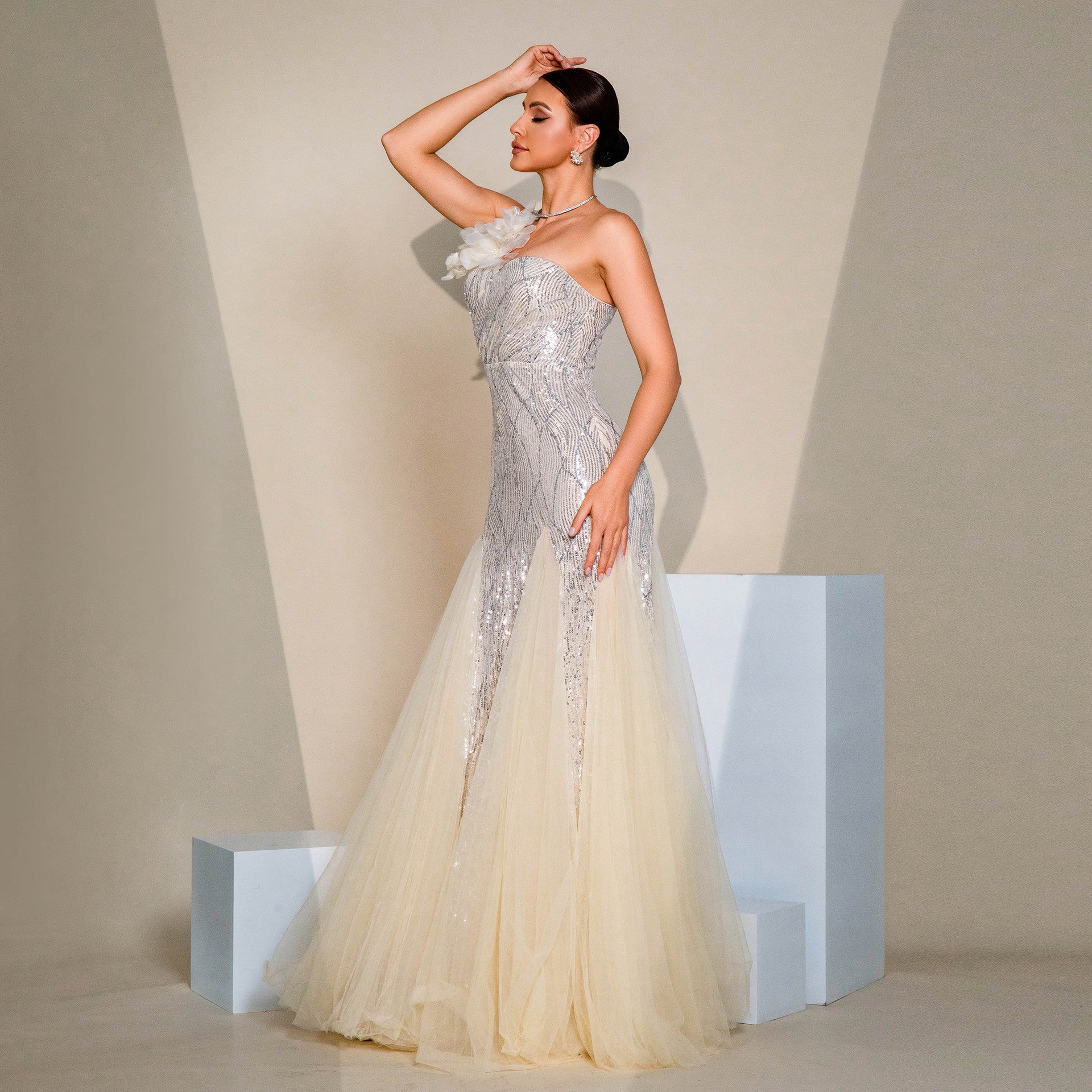 Monika Beauty Pageant One-shoulder Diagonal Collar Slim-fit Sheath Sequined Slit Evening Dress