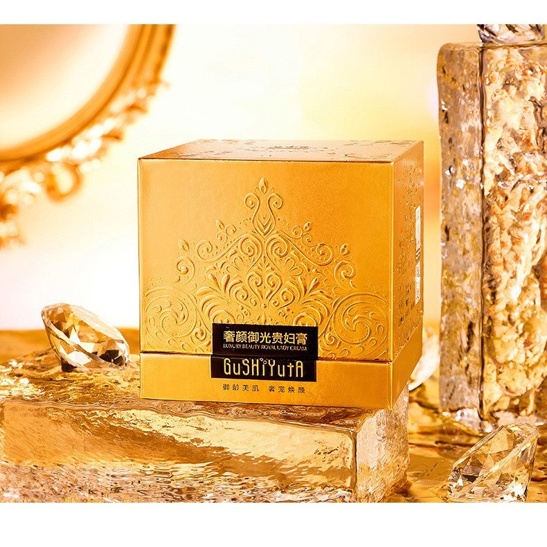 Monika Beauty Pageant Texture Lazy Pure Cream Brightens Skin Tone