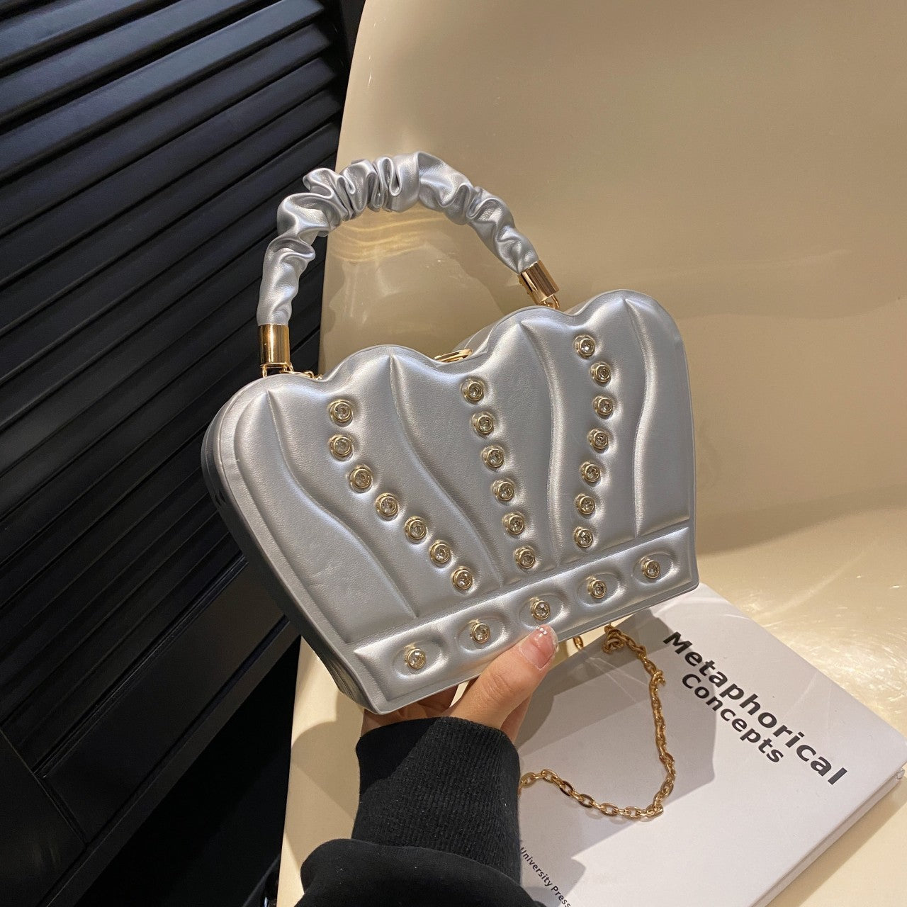 Monika Beauty Pageant Crown Handbags High-grade Elegant Affordable Luxury Fashion Shoulder Messenger Bag